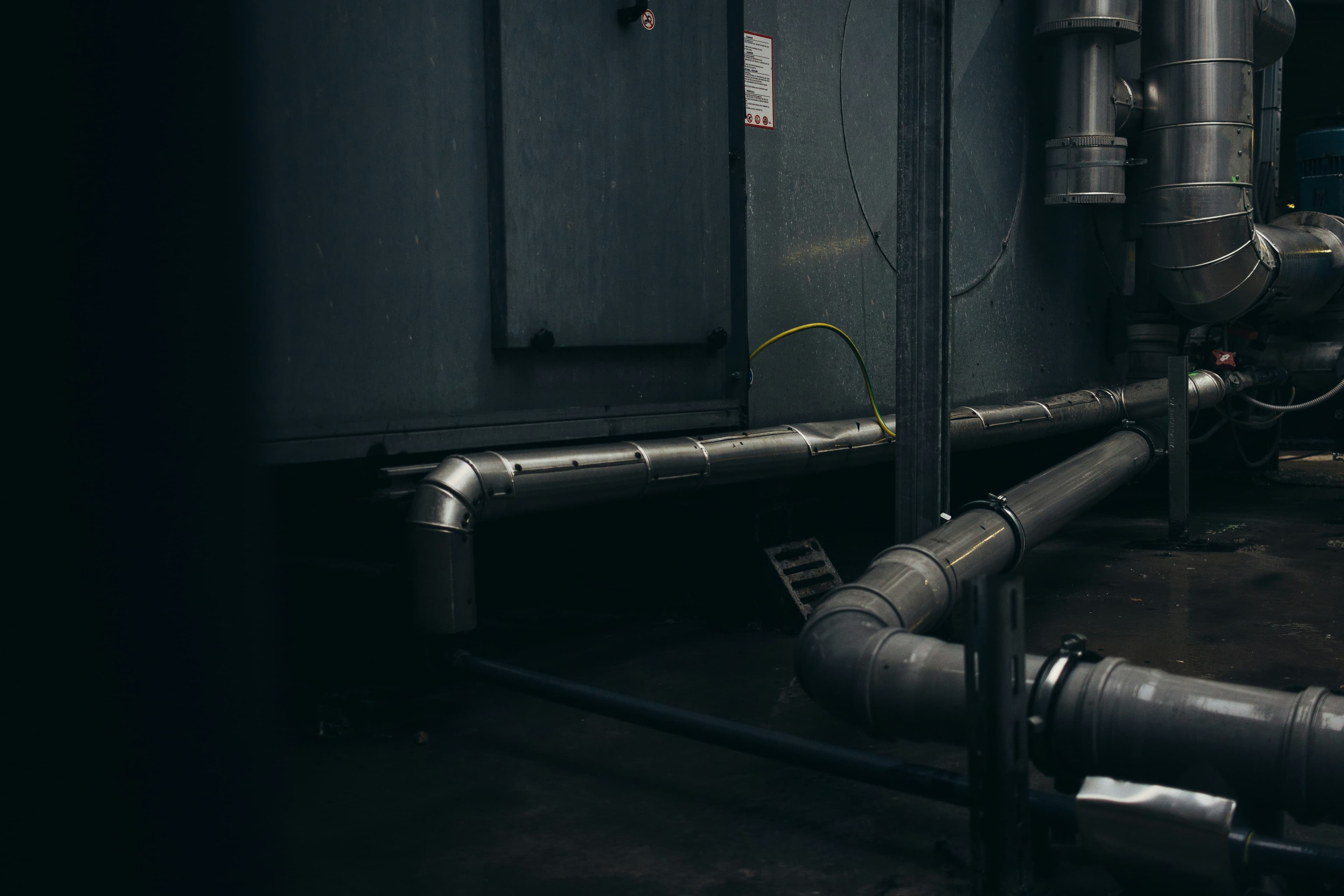 Industrial cooling pipework
